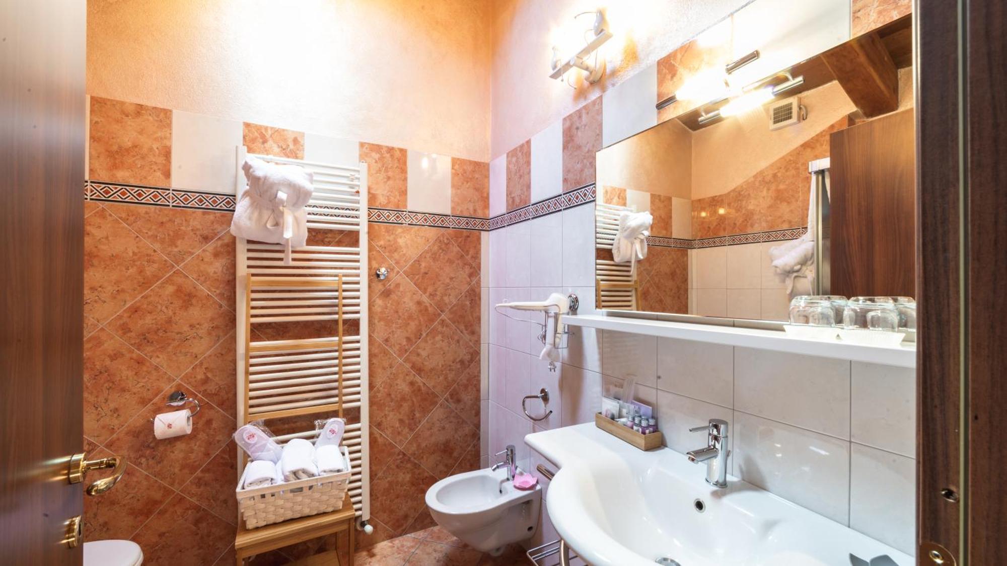 Bed and Breakfast Da Fabiana Bossolasco Экстерьер фото